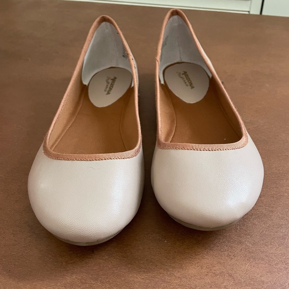 Arizona Jean Company Aiden NWT 🎉Host Pick!🎉 flats shoes size 10 in natural - Picture 5 of 8